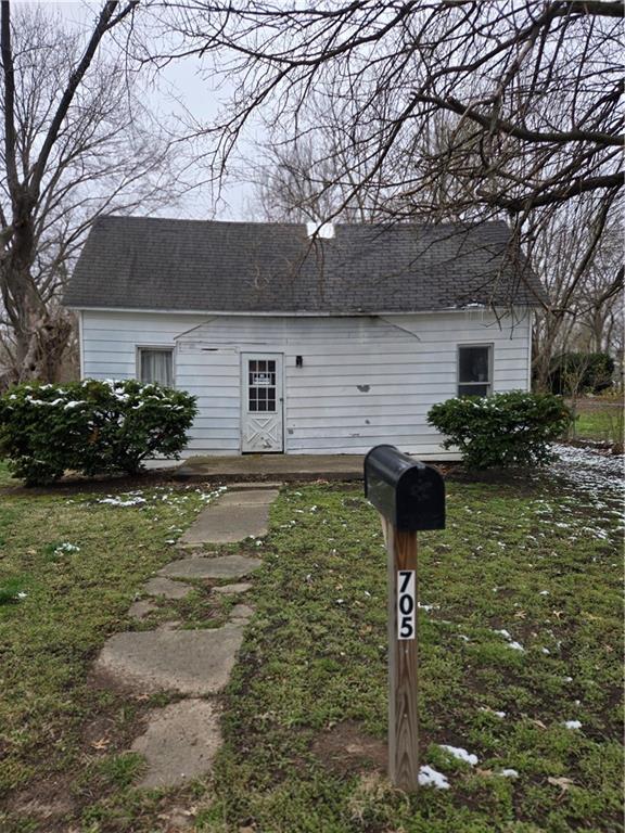705 N New York Avenue, Sedalia, MO 65301