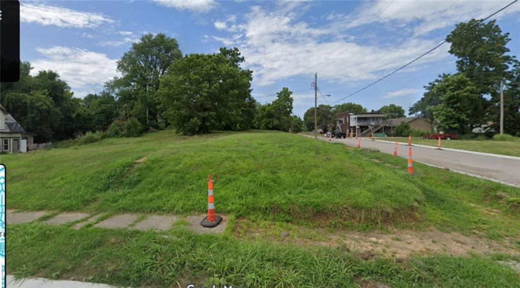 1702 Greeley Avenue, Kansas City, KS 66104
