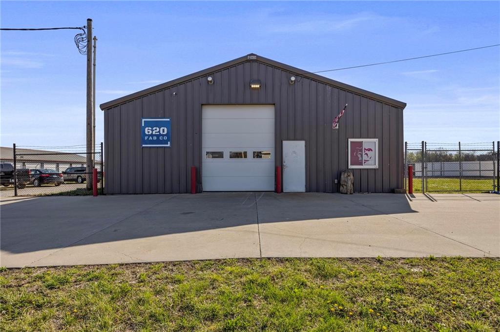 305 S Joplin Street, Pittsburg, KS 66762