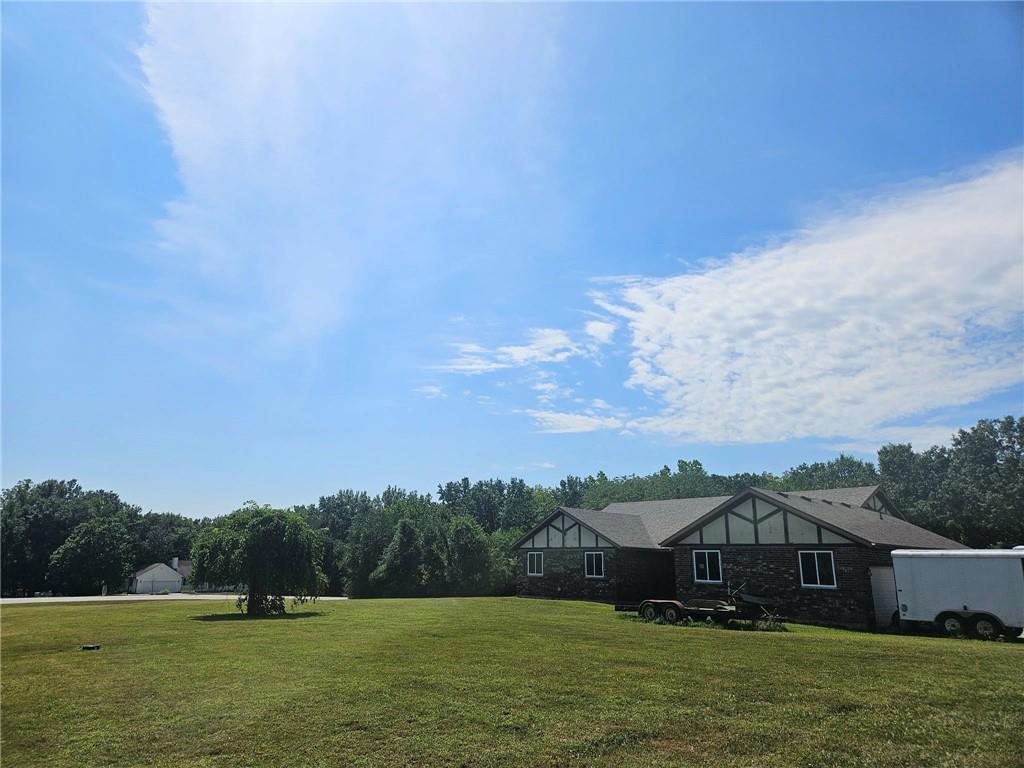 25410 High Drive, Excelsior Springs, MO 64024