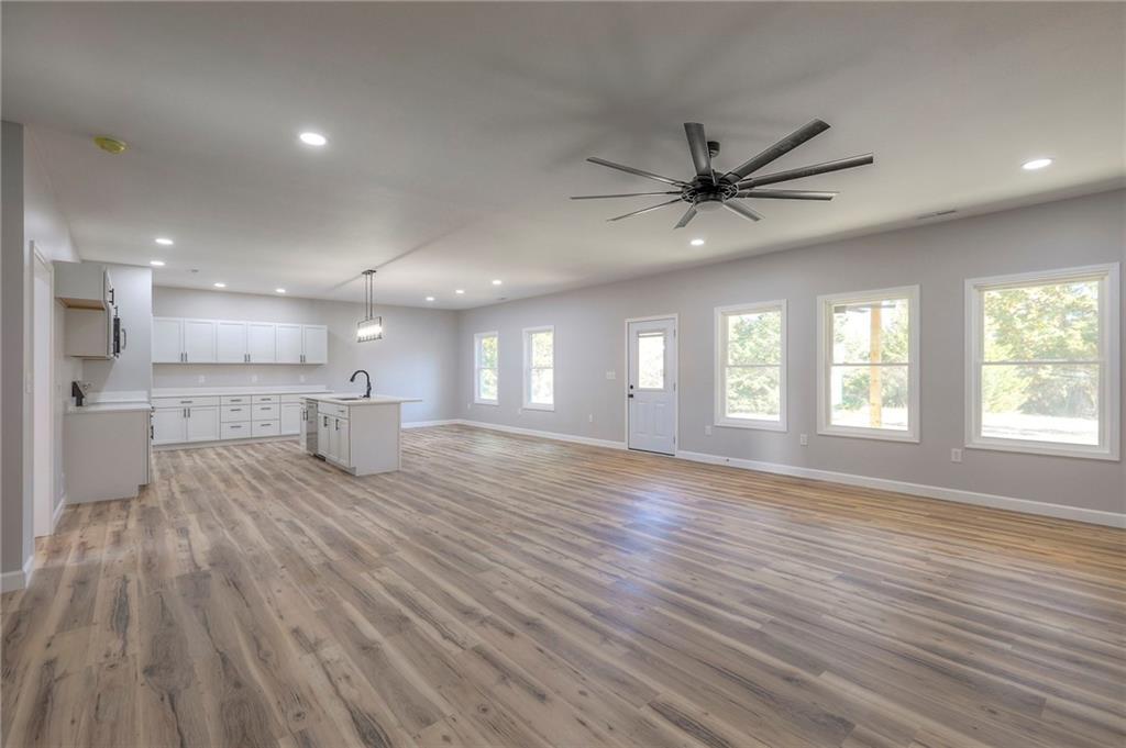 310 NE 51st Road, Warrensburg, MO 64093