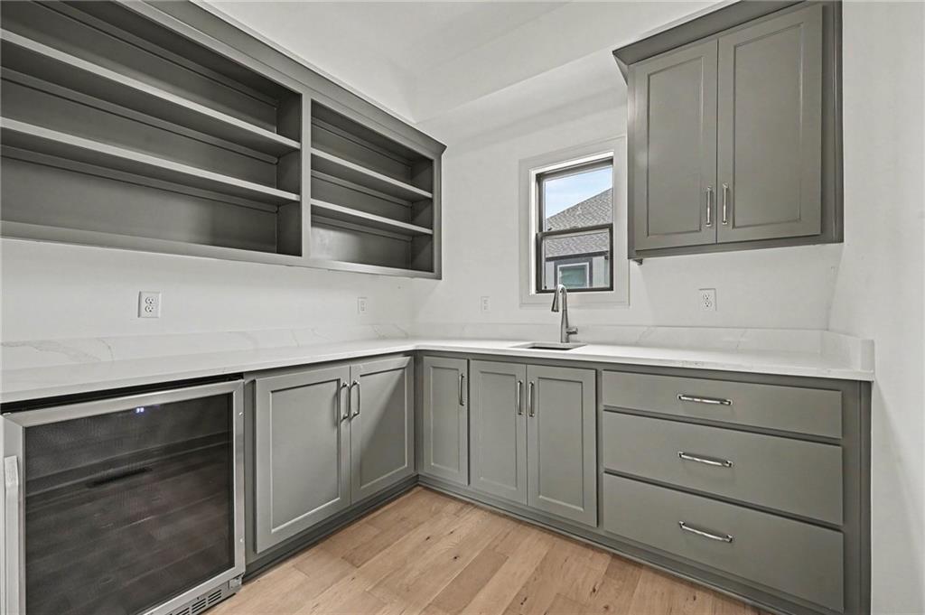 3014 NE 102nd Street, Kansas City, MO 64155
