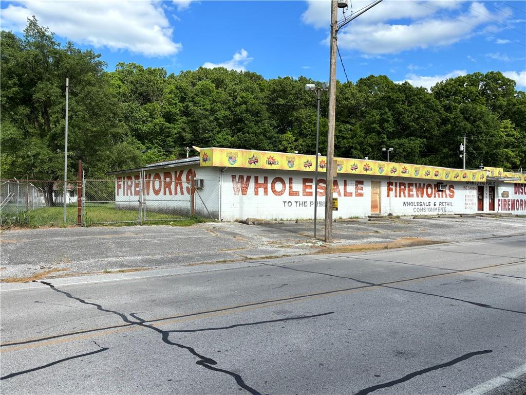 1105 Saginaw Road, Joplin, MO 64804