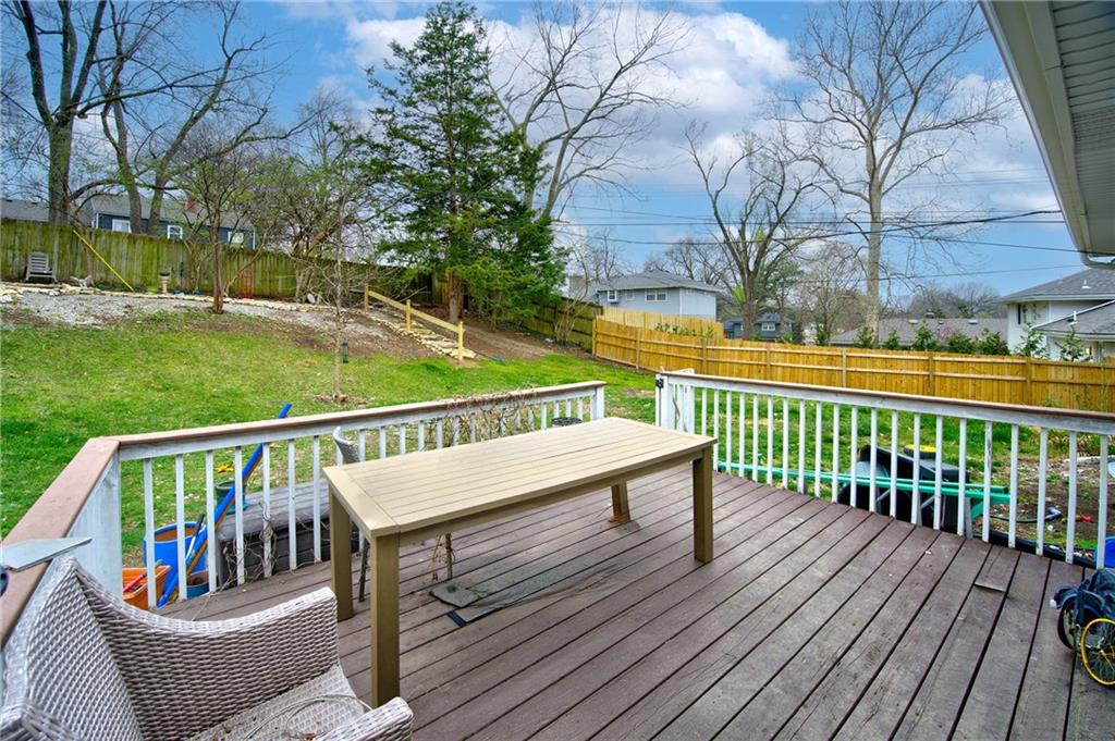 5629 W 50th Street, Roeland Park, KS 66202