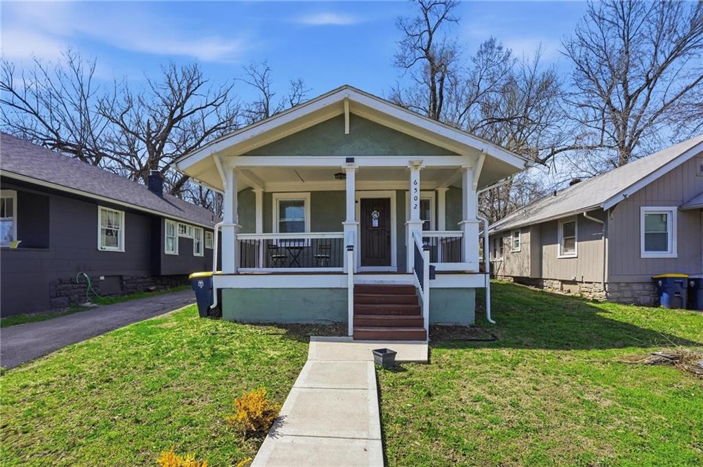 6502 Paseo Boulevard, Kansas City, MO 64131