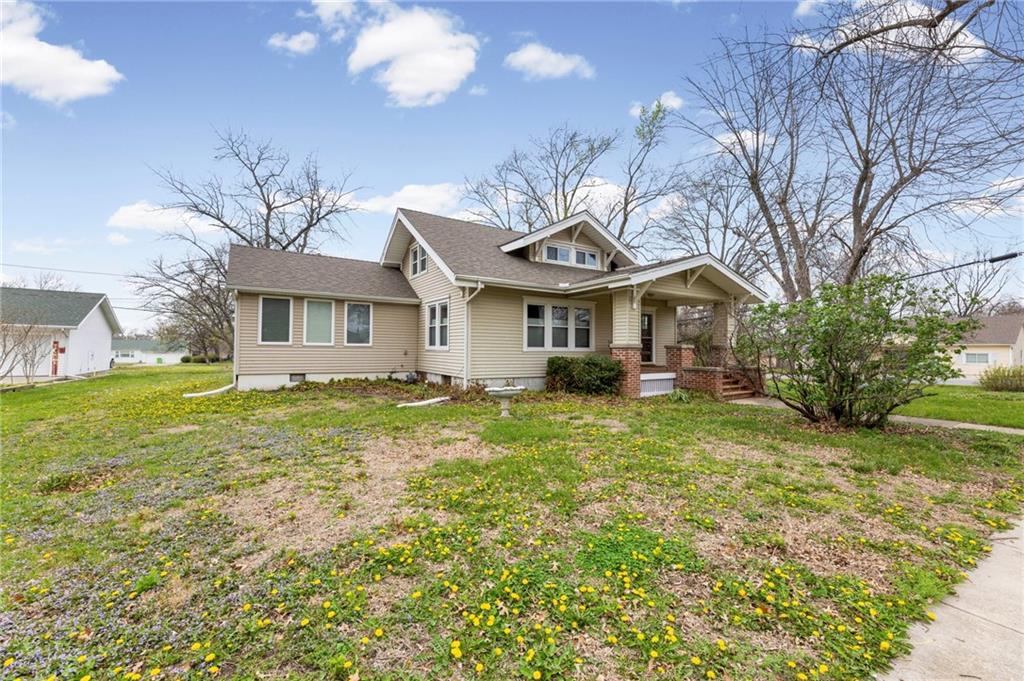 602 Oak Street, Wellsville, KS 66092