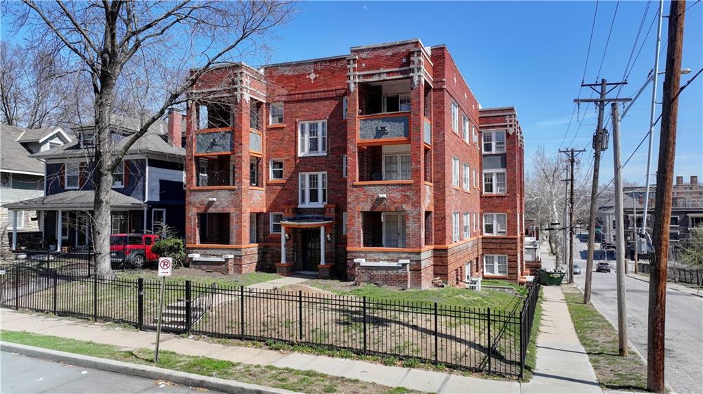 4245 Harrison Street, Kansas City, MO 64110