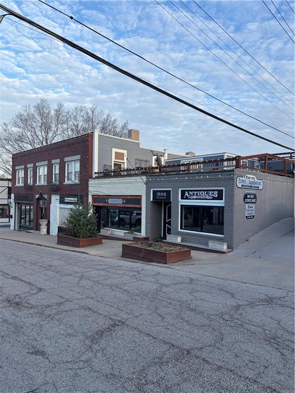 1806 W 45th Street, Kansas City, MO 64111