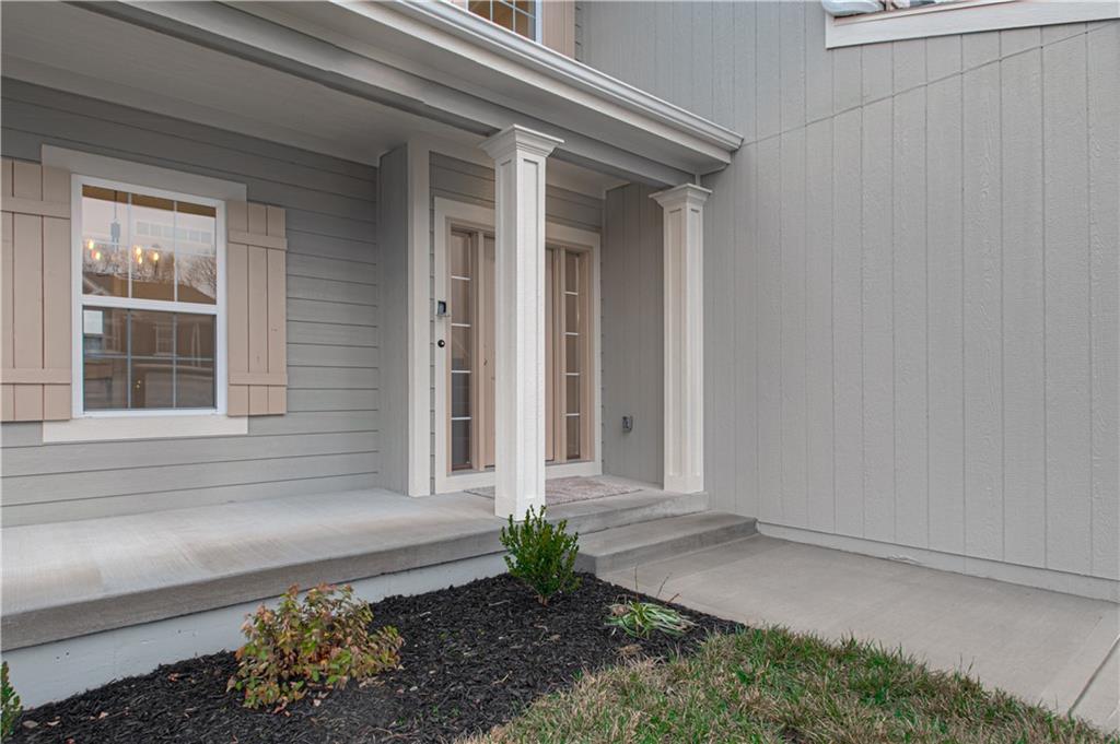 6114 NE 118th Street, Kansas City, MO 64156