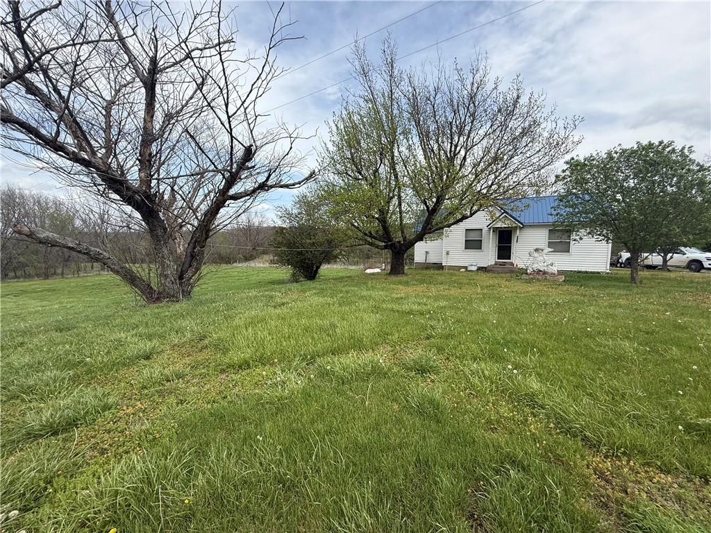 13371 Ks Highway 7 Highway, Mound City, KS 66056