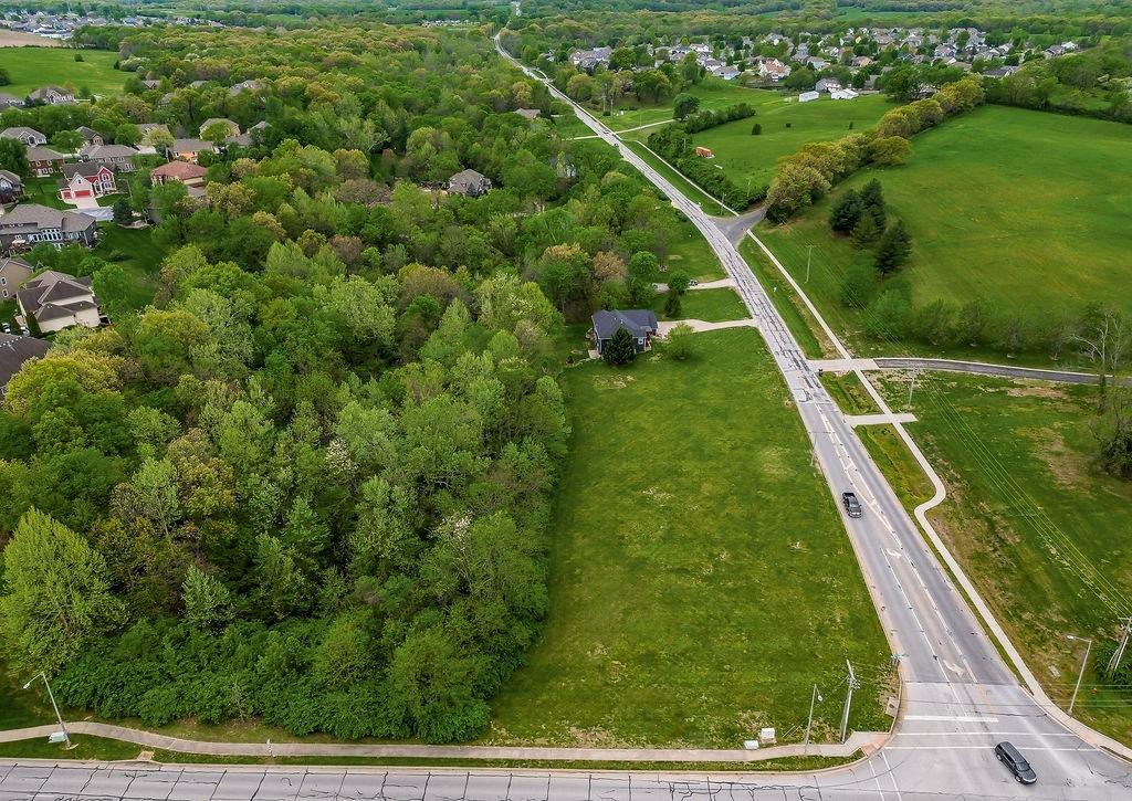3647 Tonganoxie Road, Leavenworth, KS 66048