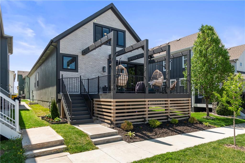 23513 E 11th Street, Independence, MO 64056