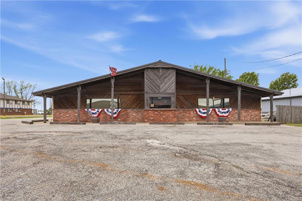 2447 Military Avenue, Baxter Springs, KS 66713