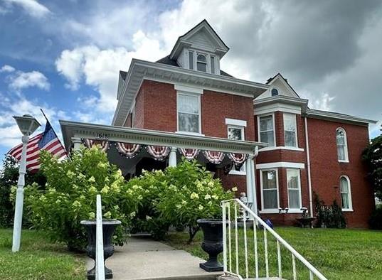 1618 State Street, Lexington, MO 64067