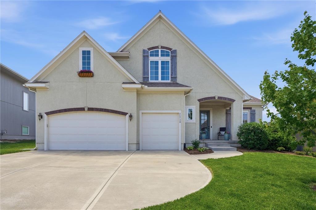 24739 W 92nd Street, Lenexa, KS 66227