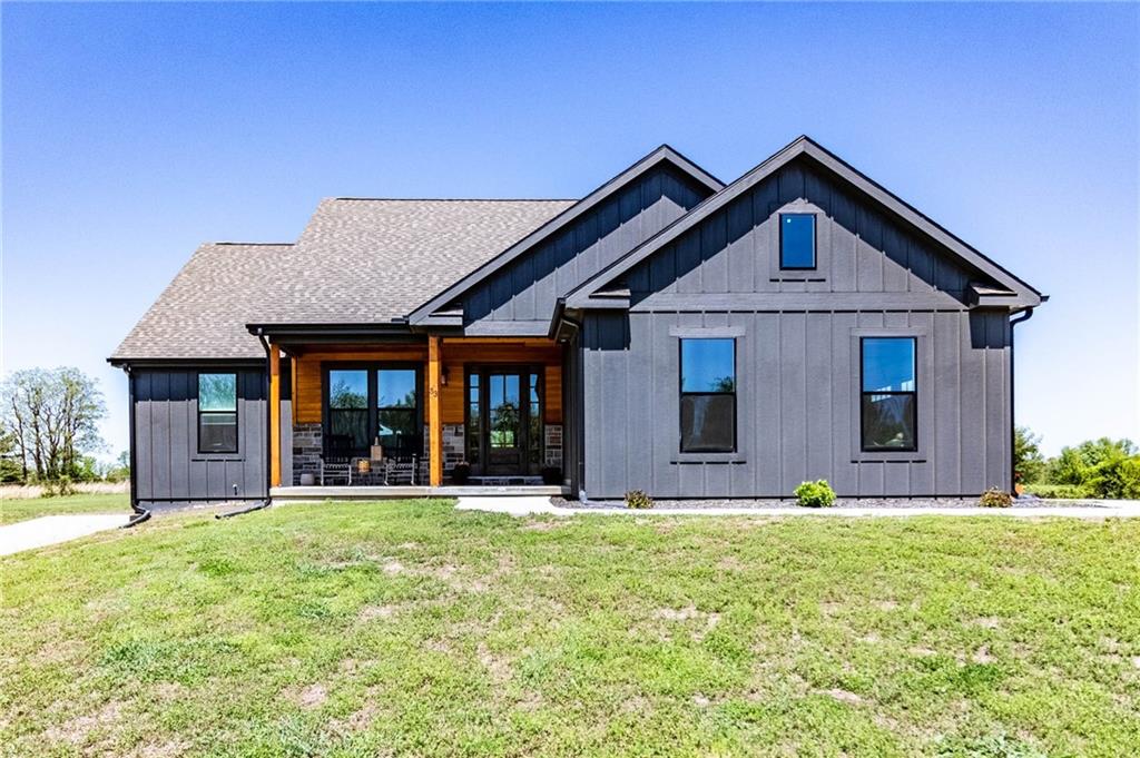53 SW 150th Road, Warrensburg, MO 64093