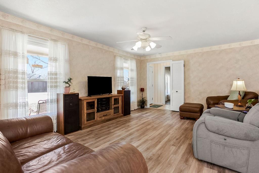 12116 E 46th Street, Kansas City, MO 64133