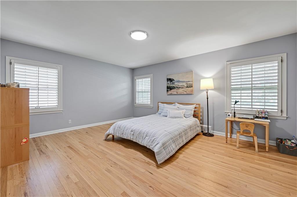1227 W 66th Street, Kansas City, MO 64113