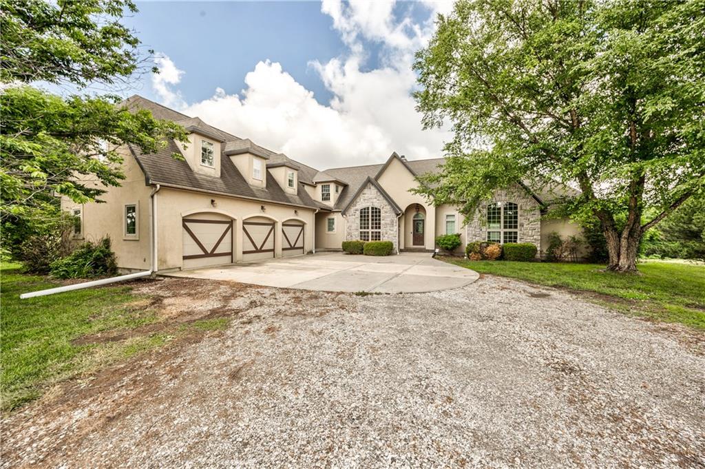 17620 Millwood Road, Leavenworth, KS 66048