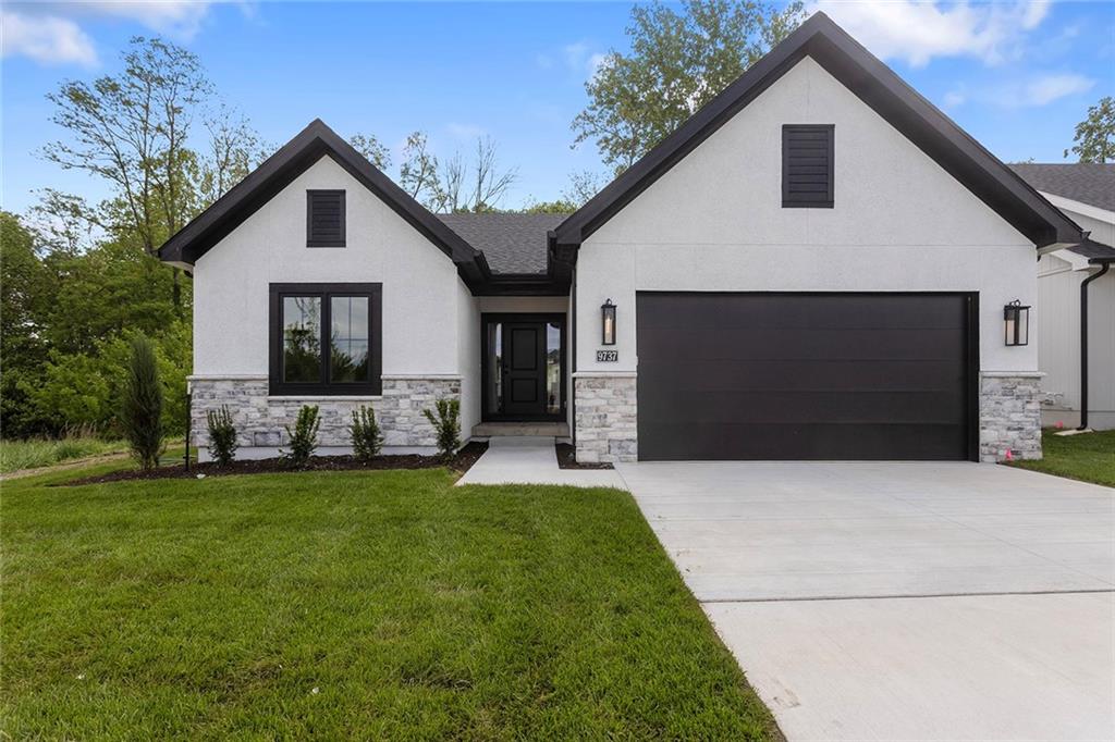 9737 N Lucerne Avenue, Kansas City, MO 64153