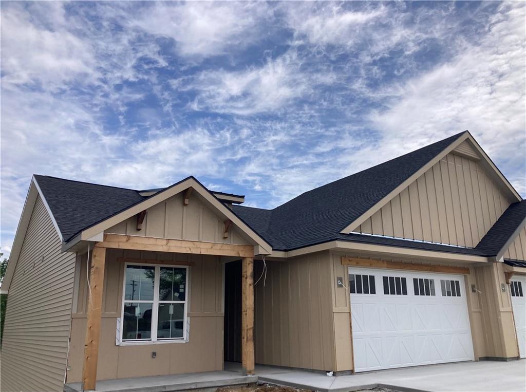 1405 Country Court, St Joseph, MO 64506