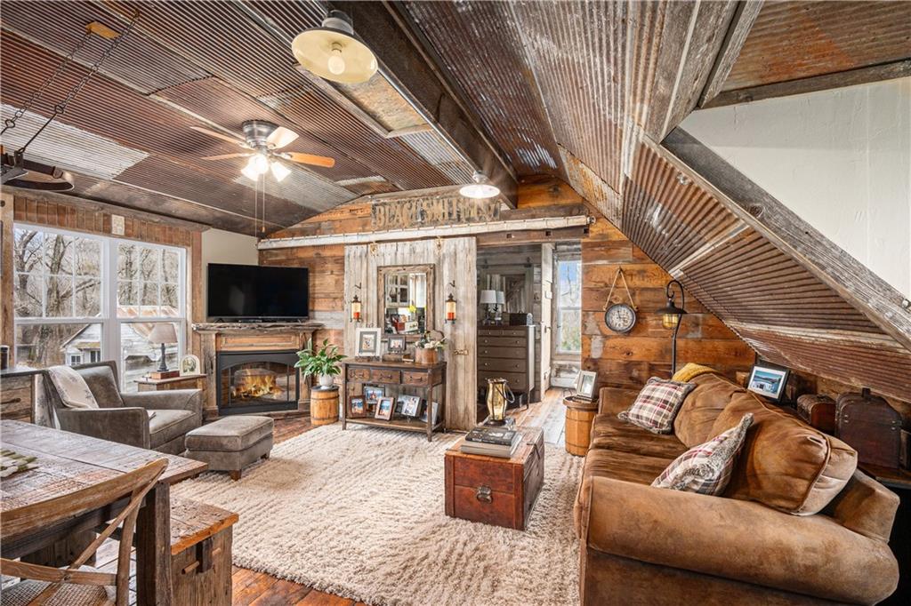 15335 HH Highway, Platte City, MO 64079