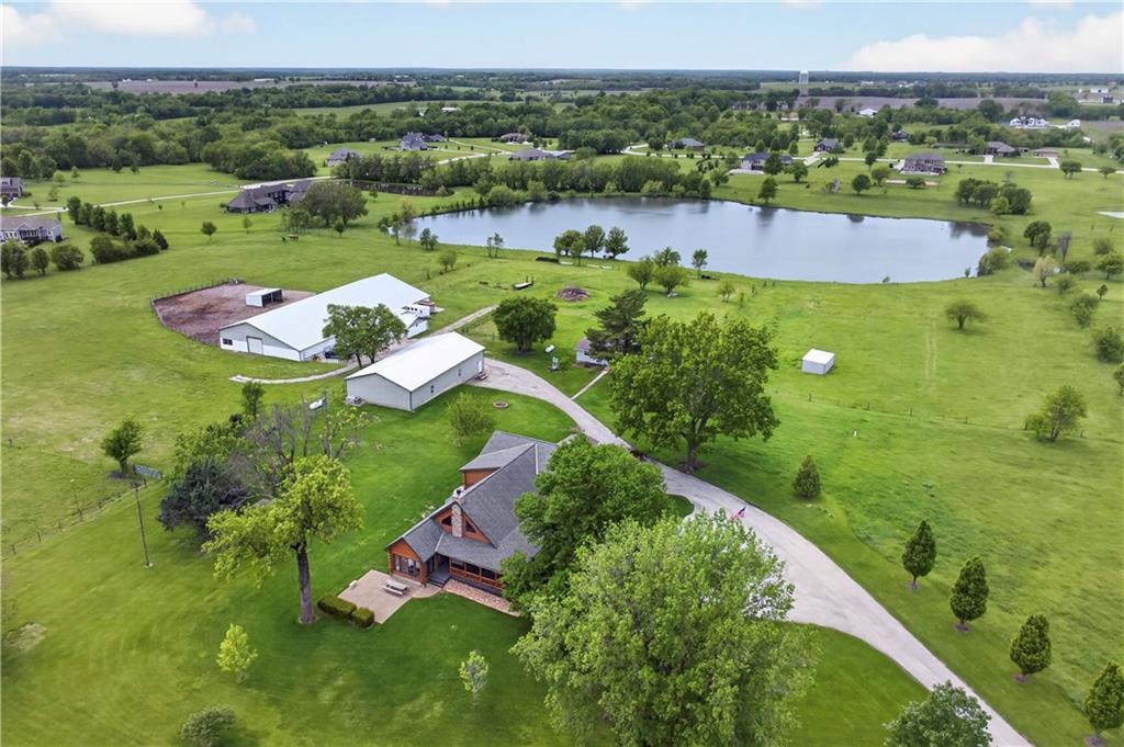 30703 E US Highway 50 Road, Lee's Summit, MO 64086