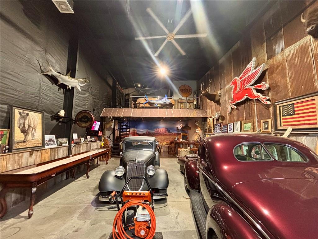 14000 Madison Avenue, Kansas City, MO 64145