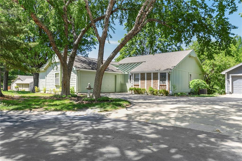 8266 Monrovia Street, Lenexa, KS 66215