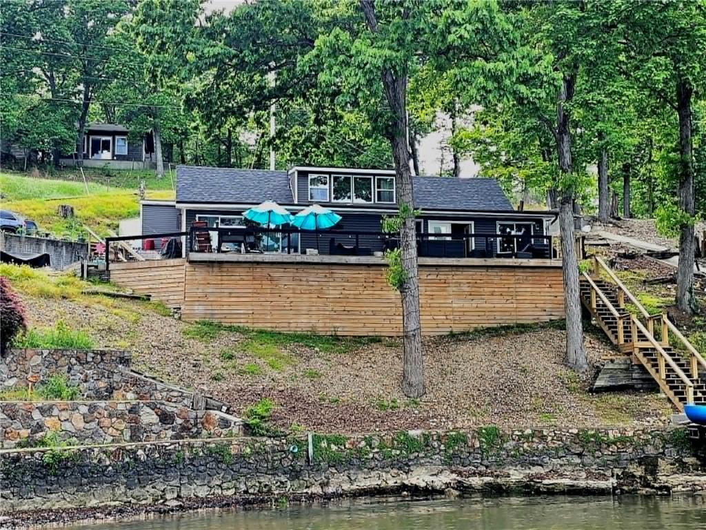 547 Sunrise Acres Point, Sunrise Beach, MO 65079