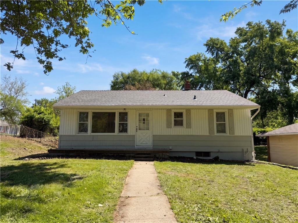 5333 N Euclid Avenue, Kansas City, MO 64118