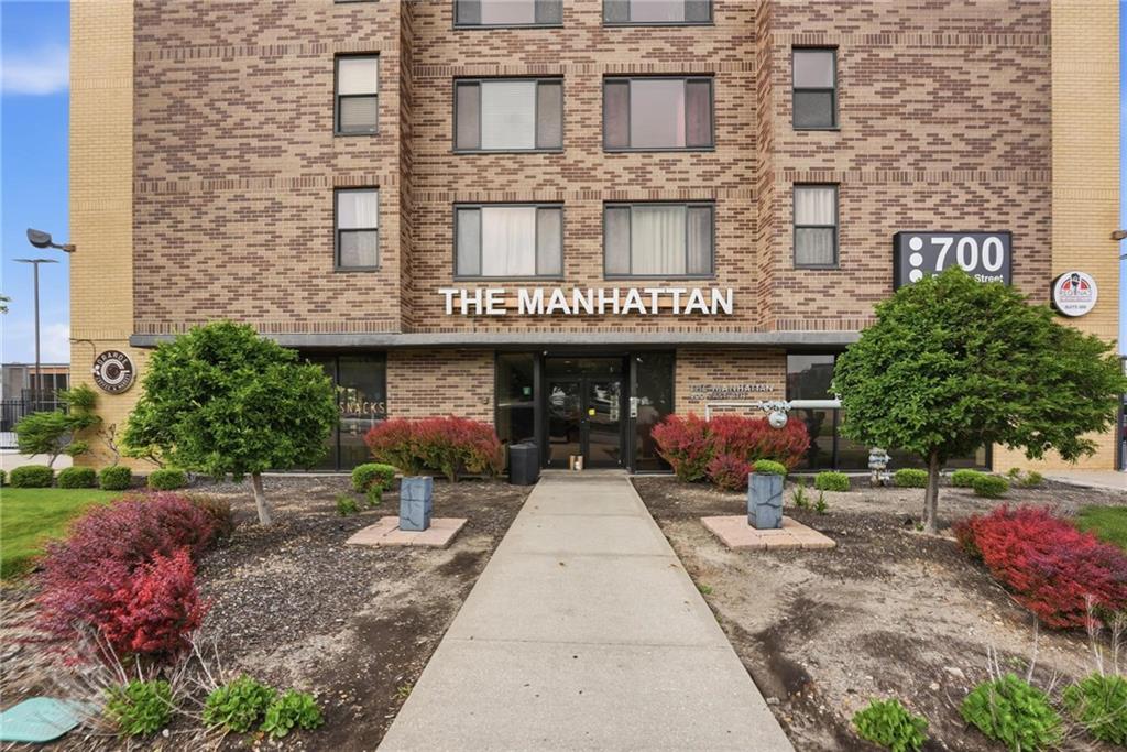 700 E 8th Street, Kansas City, MO 64106