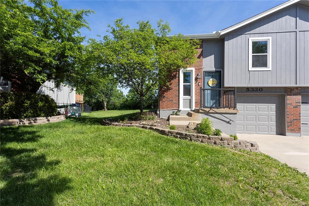 5330 NW 87th Court, Kansas City, MO 64154