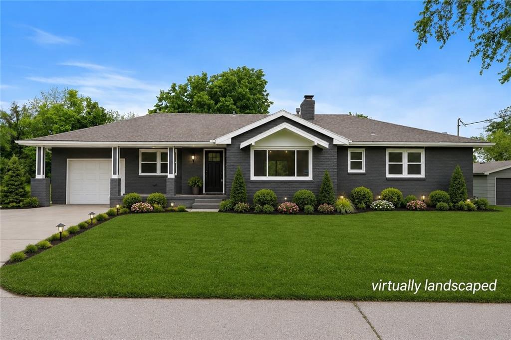 112 W Kay Street, Lansing, KS 66043