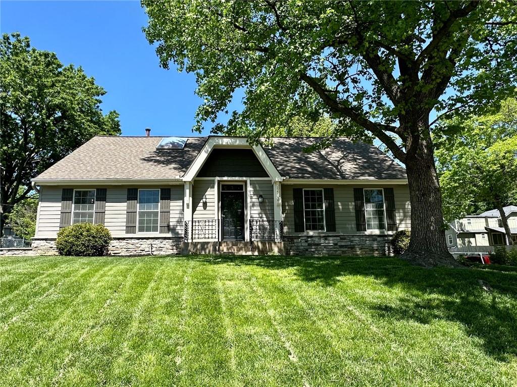 12802 W 101st Street, Lenexa, KS 66215