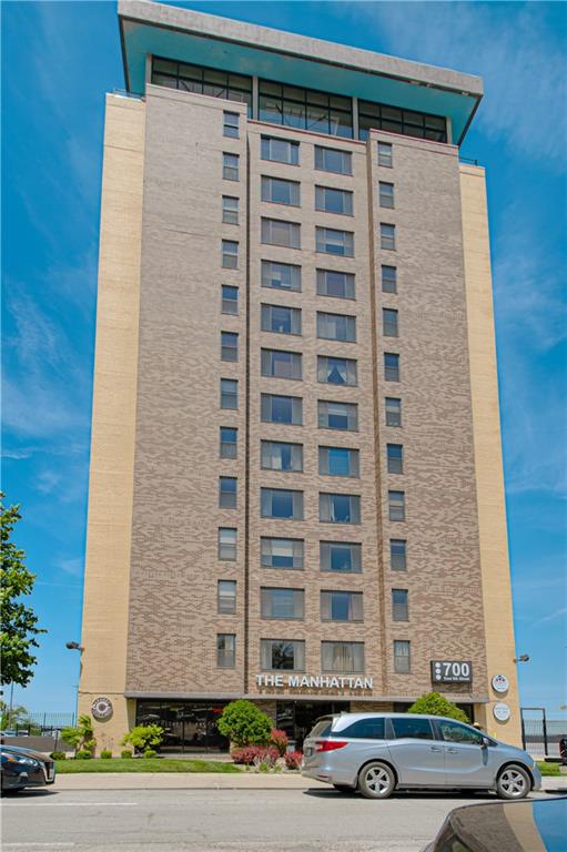 700 E 8th Street, Kansas City, MO 64106
