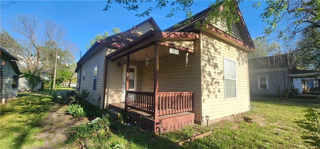 1410 N Smelter Street, Pittsburg, KS 66762