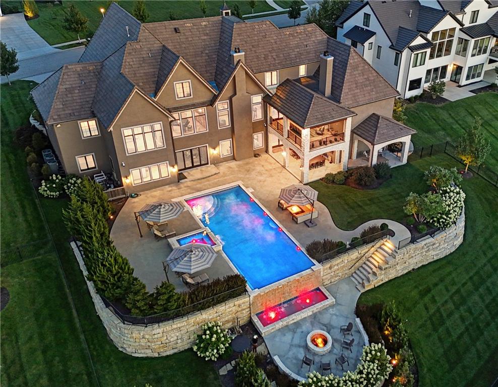 16916 Bond Street, Overland Park, KS 66221