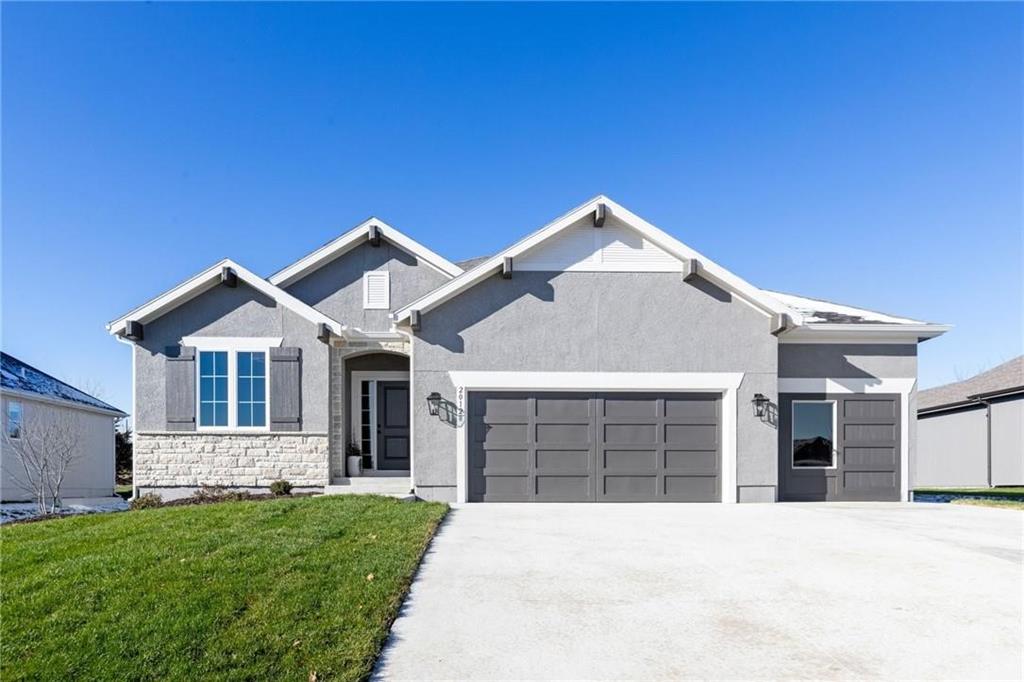 16763 S Twilight Lane, Olathe, KS 66062