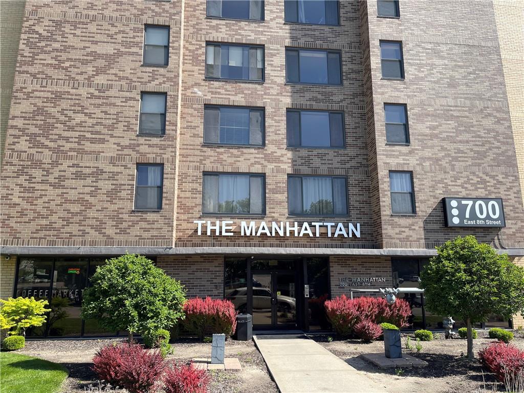 700 E 8th Street, Kansas City, MO 64106