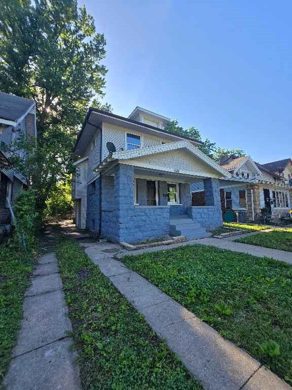 5611 Highland Avenue, Kansas City, MO 64110