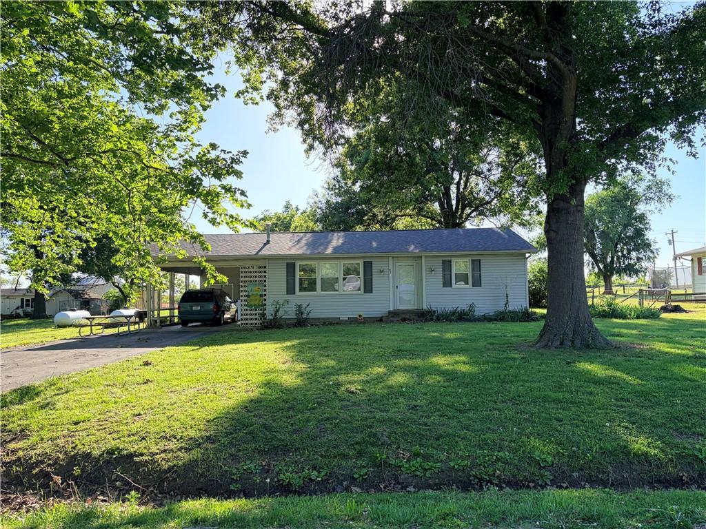 97 SW 5th Lane, Lamar, MO 64759