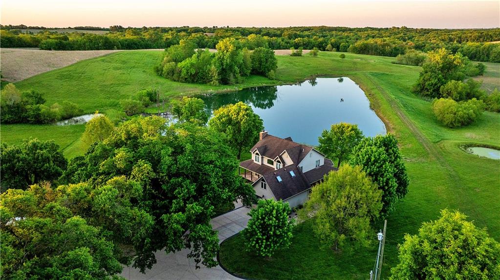 1658 SE Offutt Road, Maysville, MO 64469