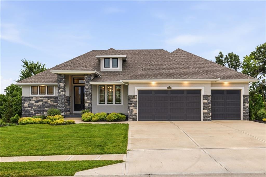 10139 N Kansas Court, Kansas City, MO 64155