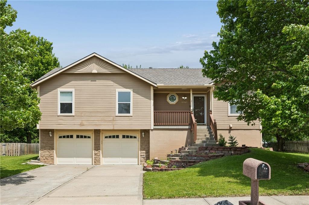 10947 N Wallace Avenue, Kansas City, MO 64157