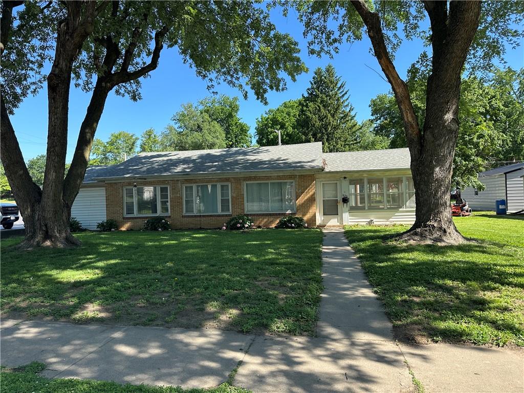 1820 South Street, Lexington, MO 64067