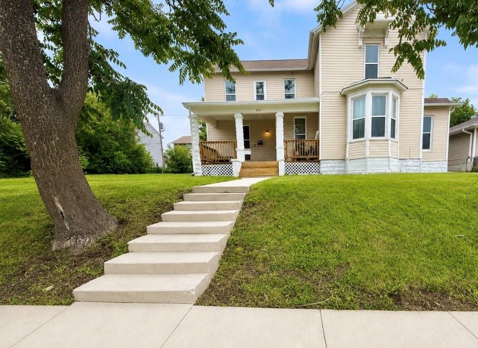 325 E 3rd Street, Maryville, MO 64468