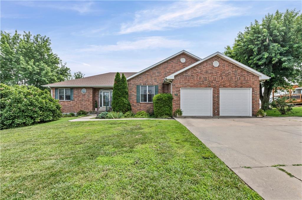 819 Pryor Street, Iola, KS 66749