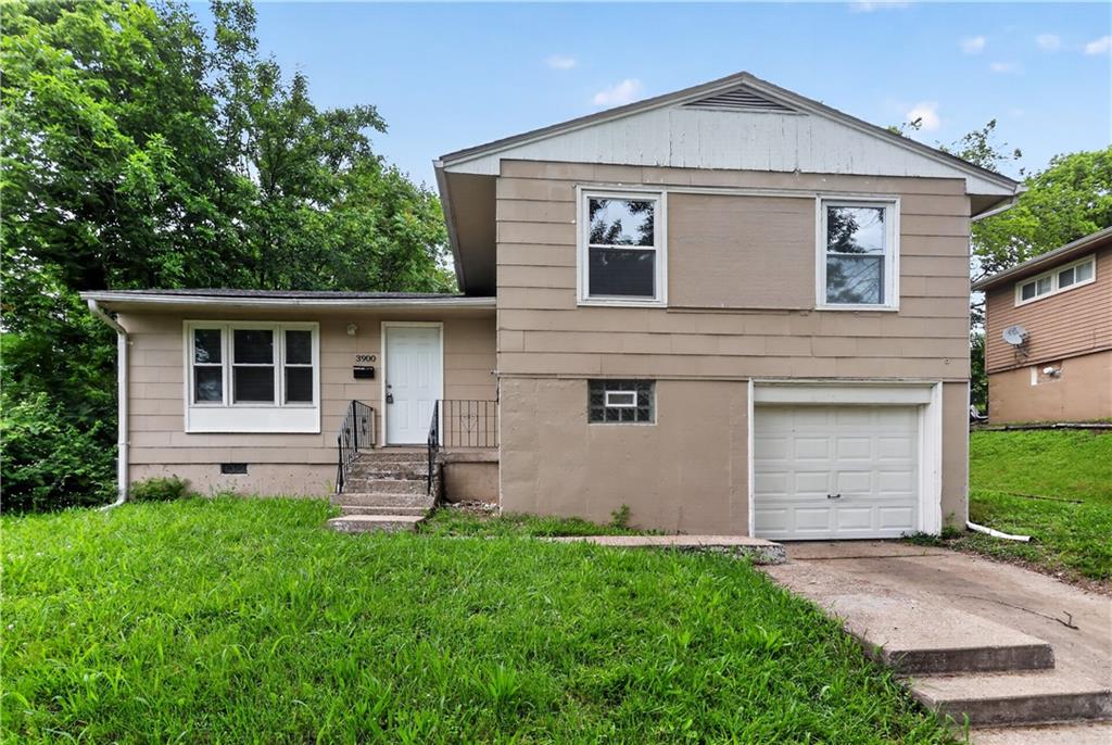 3900 E 47TH Terrace, Kansas City, MO 64130