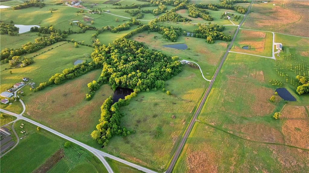 000 A Highway, Spickard, MO 64679